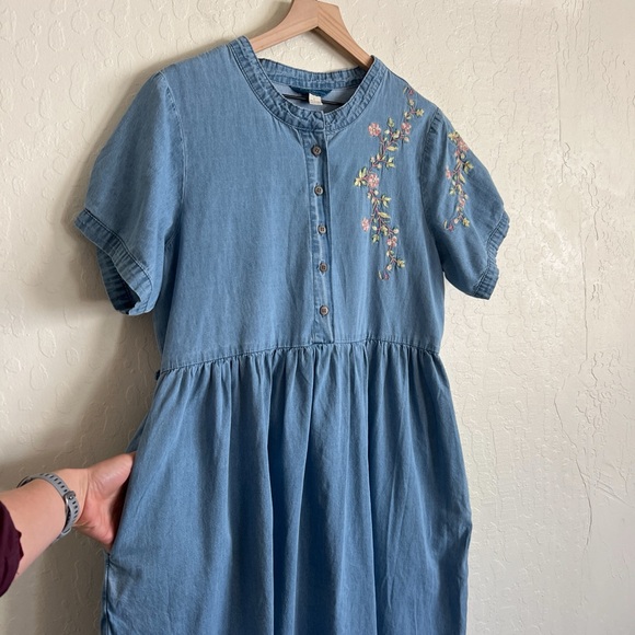 Vintage 90s April Cornell Floral Embroidered Chambray Tie Back Midi Dress Large - Picture 4 of 7
